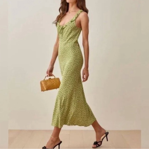 Reformation Dresses & Skirts - Reformation Ciatta Maxi Dress in Jessie Green Floral Print